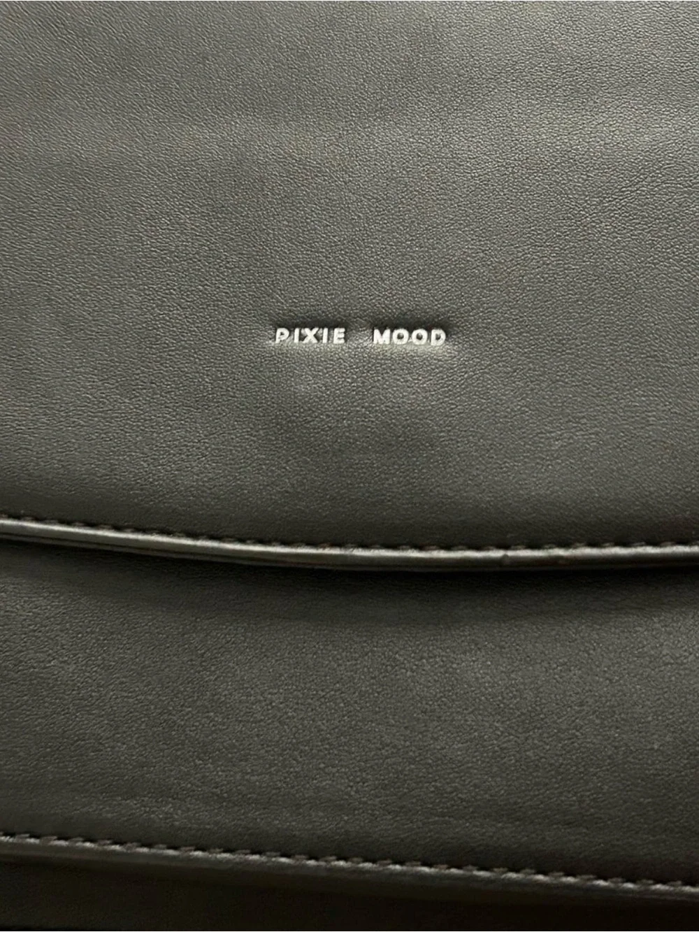Pixie Mood sleek black